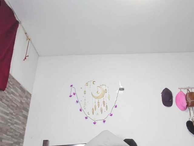 Lunna-lust live cam on BongaCams