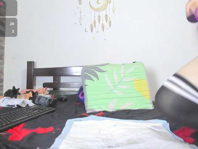 Lunna-lust live cam on BongaCams