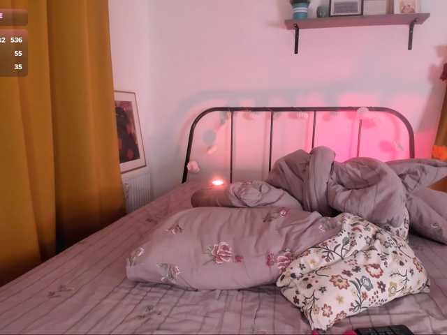 Lelaryann live cam