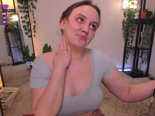LelaRyann webcam