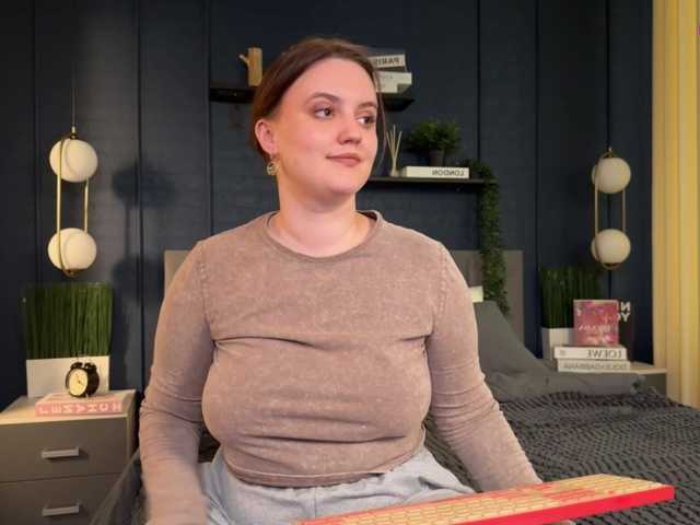 LelaRyann's BongaCams show and profile