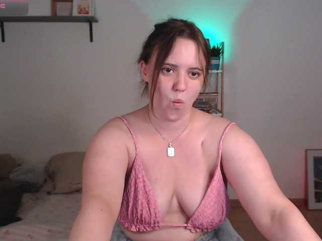 LelaRyann live webcam show