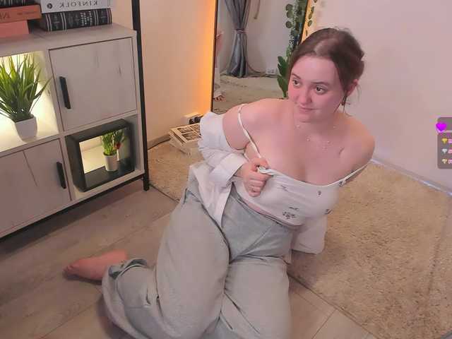 модель LelaRyann