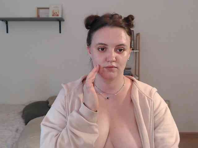 LelaRyann webcam
