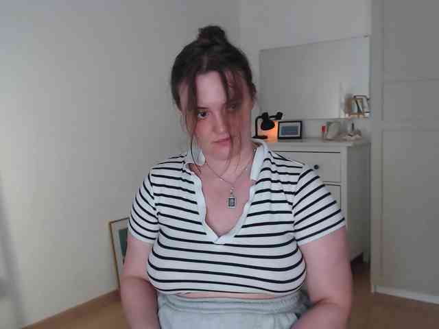 LelaRyann webcam