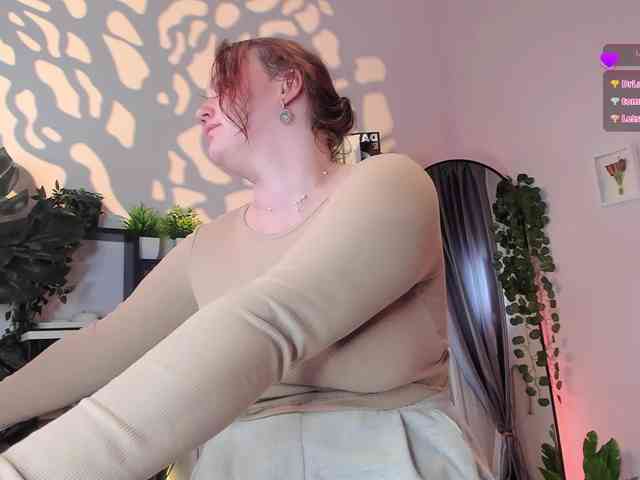 LelaRyann webcam