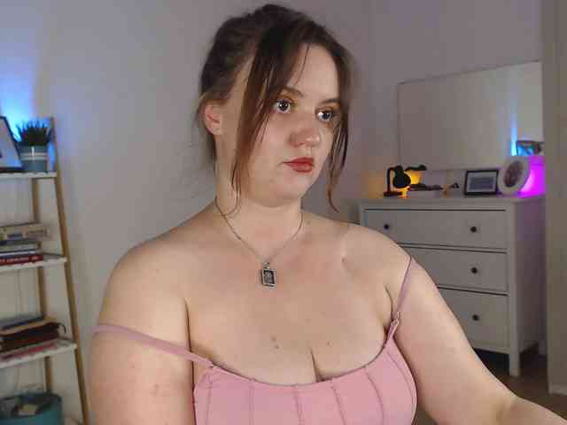 LelaRyann webcam