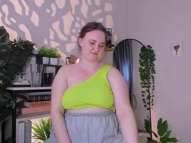 LelaRyann webcam
