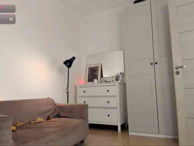 LelaRyann webcam