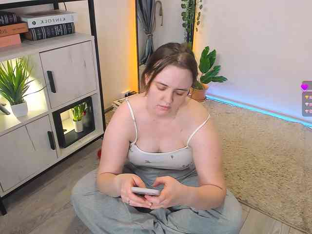 LelaRyann webcam