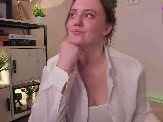 LelaRyann webcam
