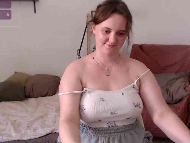LelaRyann webcam