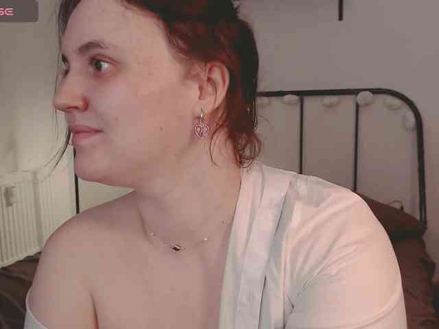LelaRyann webcam