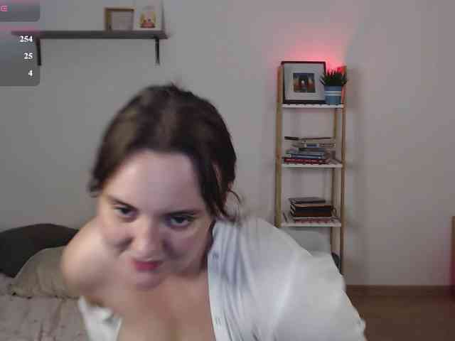 LelaRyann webcam