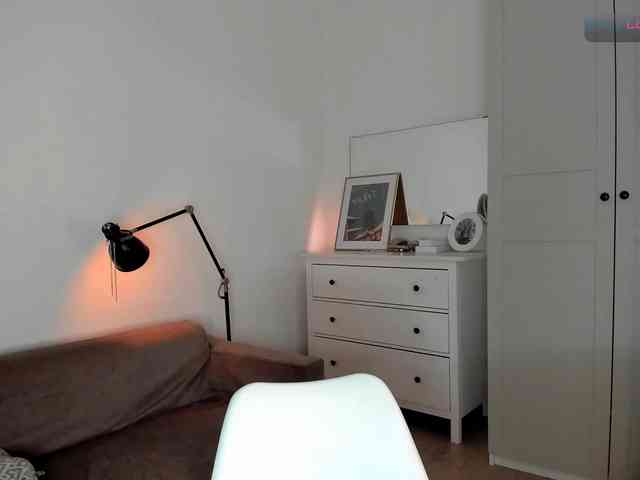 LelaRyann webcam