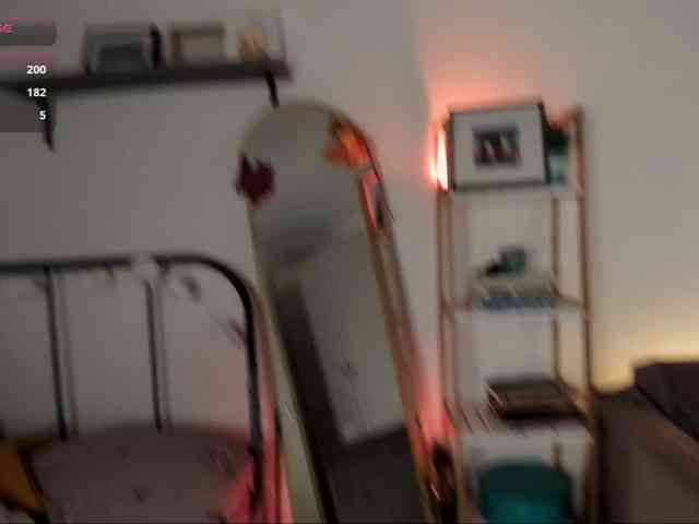 LelaRyann webcam