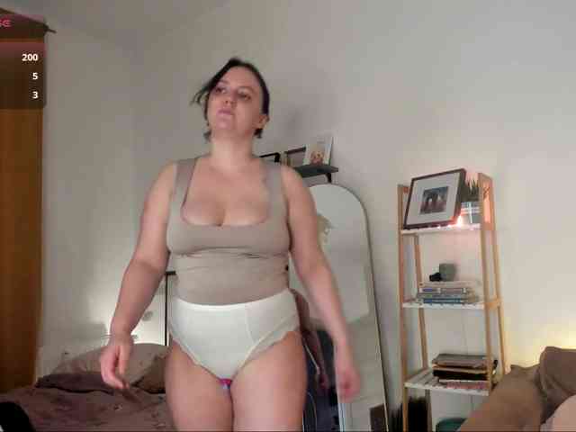 LelaRyann webcam