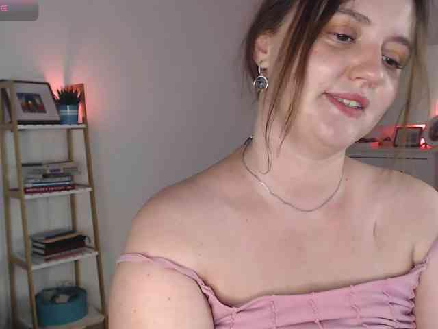 LelaRyann webcam