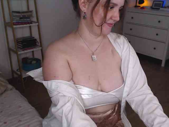 LelaRyann webcam