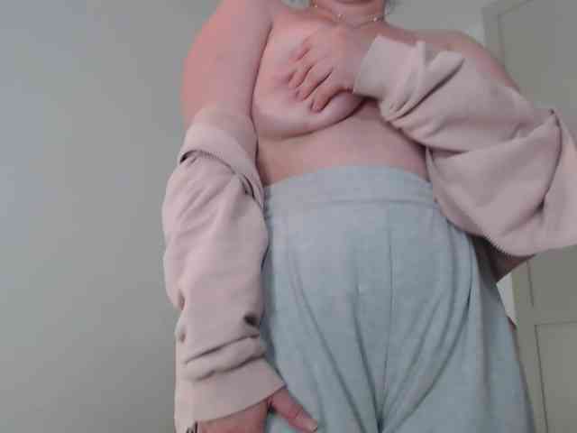 LelaRyann webcam