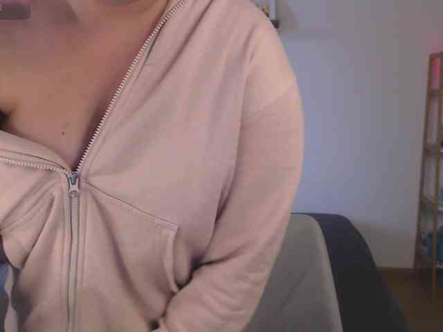 LelaRyann webcam