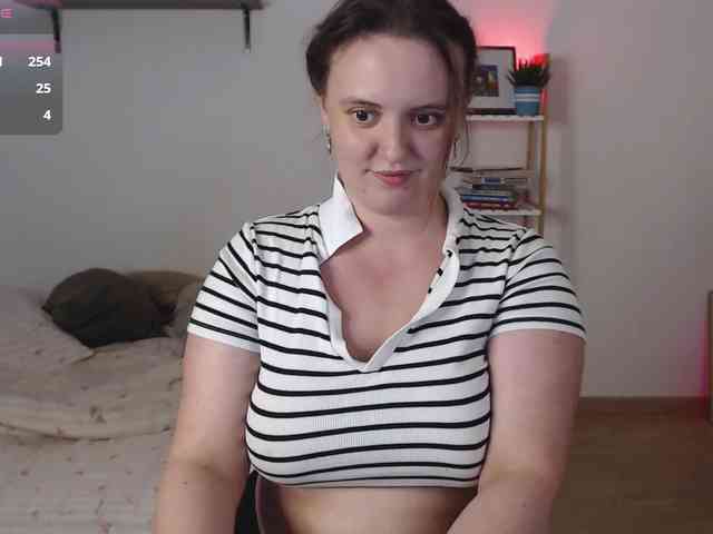 LelaRyann webcam