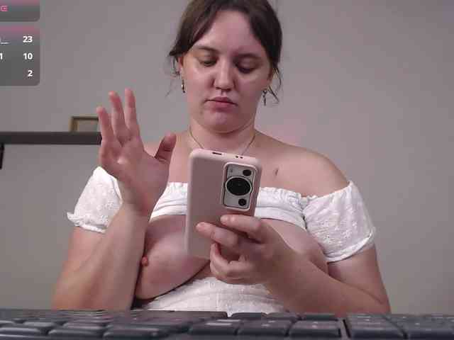 LelaRyann webcam