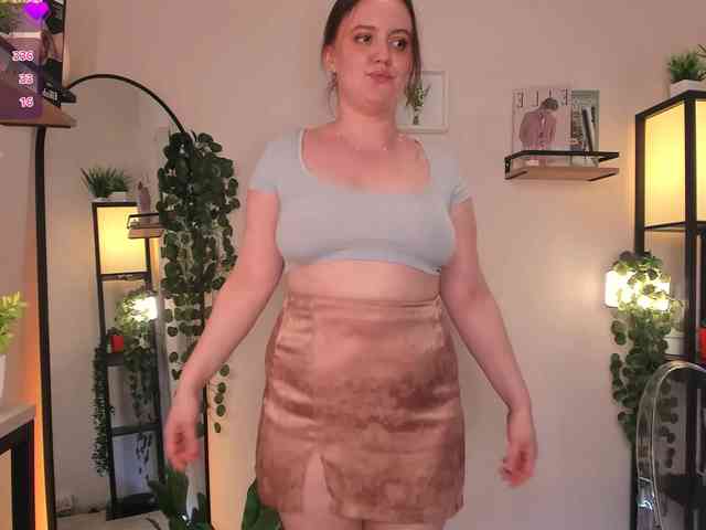 LelaRyann webcam