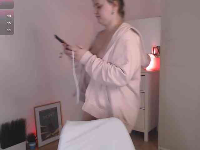 LelaRyann webcam