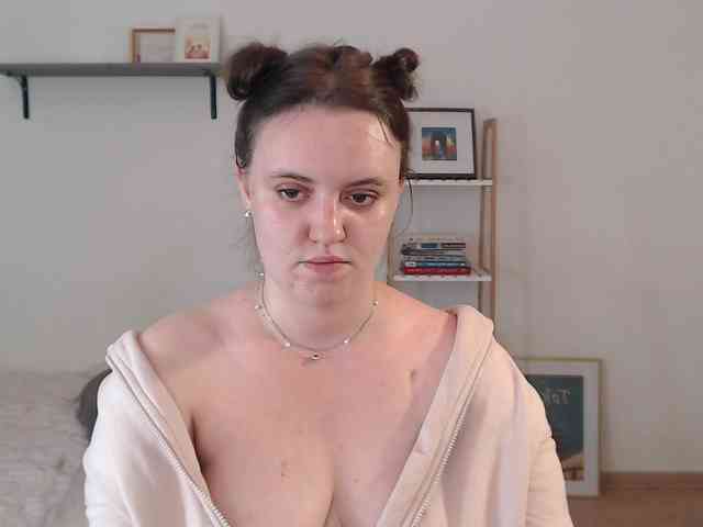 LelaRyann webcam