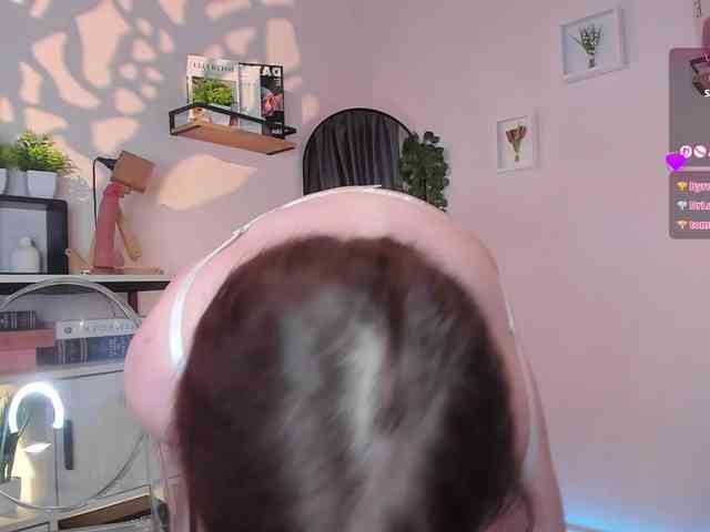 LelaRyann webcam