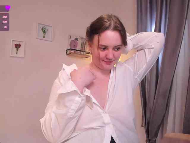 LelaRyann webcam