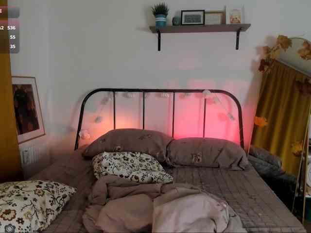 LelaRyann webcam