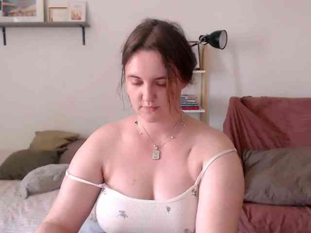 LelaRyann webcam