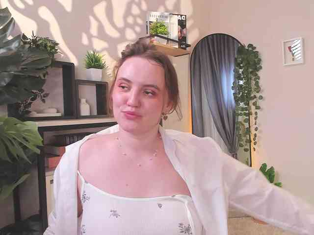 LelaRyann webcam