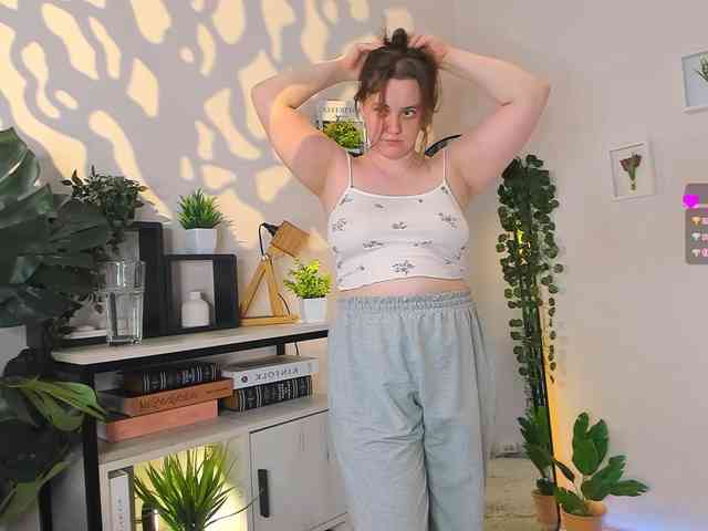 LelaRyann webcam