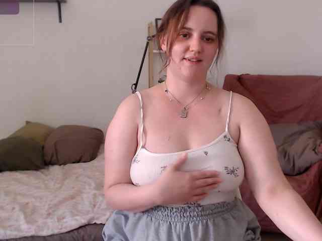LelaRyann webcam