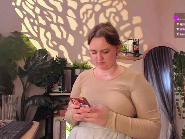 LelaRyann webcam