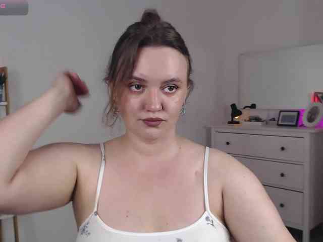 LelaRyann webcam