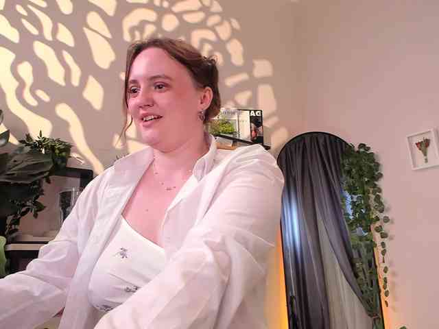 LelaRyann webcam
