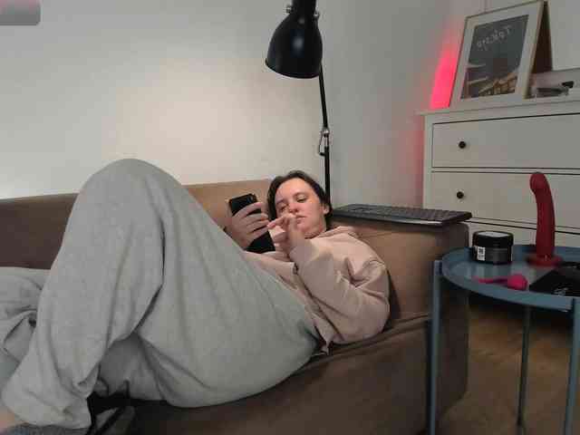 LelaRyann webcam