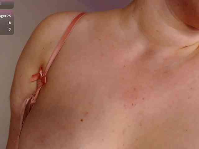 LelaRyann webcam