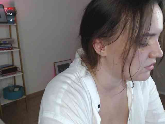 LelaRyann webcam