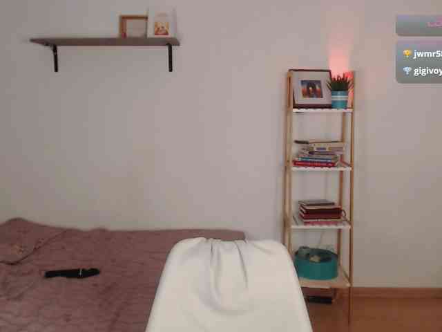 LelaRyann webcam