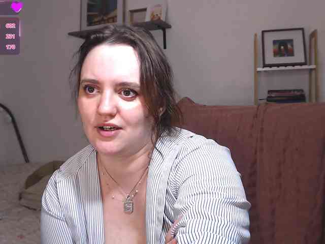 LelaRyann webcam
