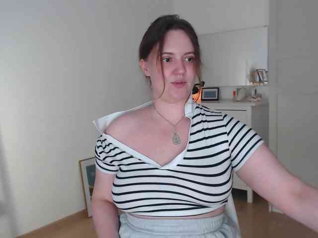 LelaRyann webcam