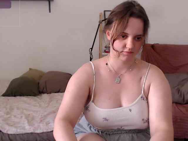 LelaRyann webcam