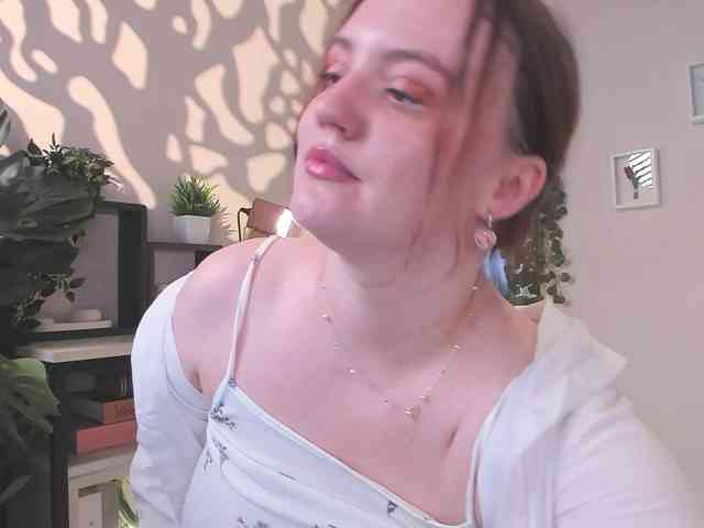 LelaRyann webcam