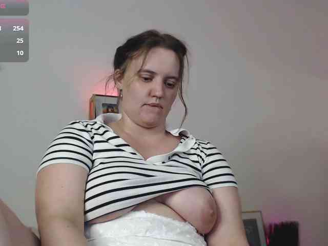 LelaRyann webcam