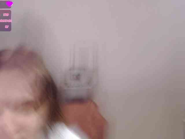 LelaRyann webcam